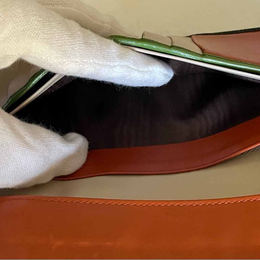 Ferragamo Authentic Vintage Black Textured Wallet w/ Colorful Leather Interior - Picture 9 of 14